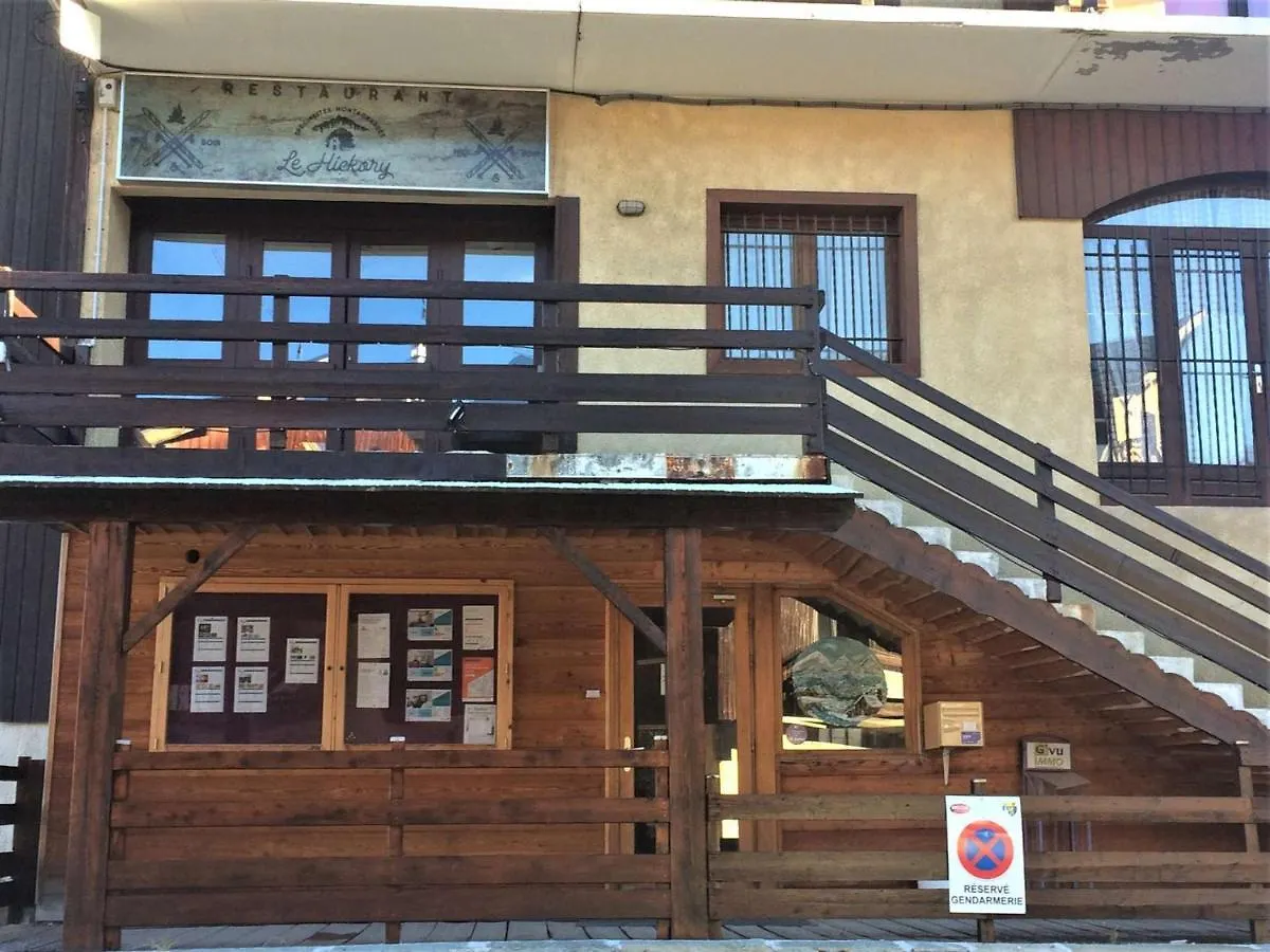 Apartment Studio Cabine Au Pied Des Pistes, 4 Couchages, Plein Centre, Balcon Expose Ouest, Parking Proche - Fr-1-330-554 France